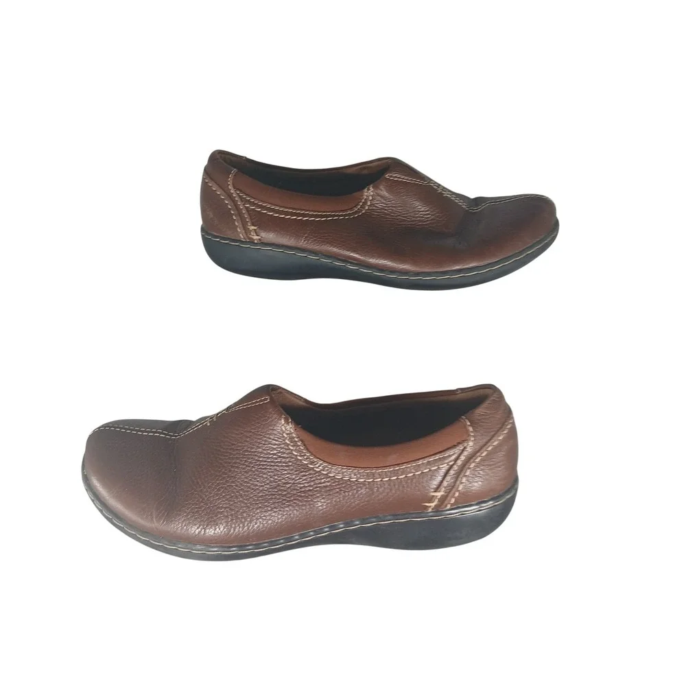 Clarks Collection‎ Women Brown Leather Slip On Loafers Comfort Shoes Sz 9